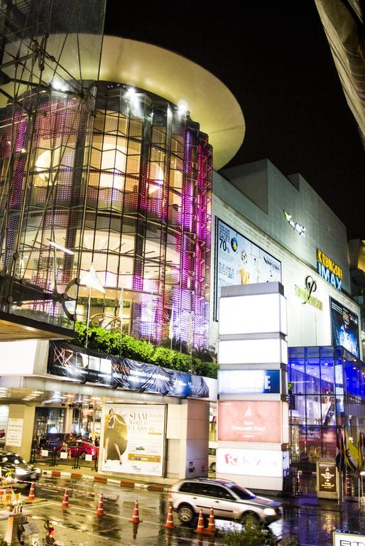 Hostel 8 Sukhumvit Soi 8 Bangkok Kültér fotó